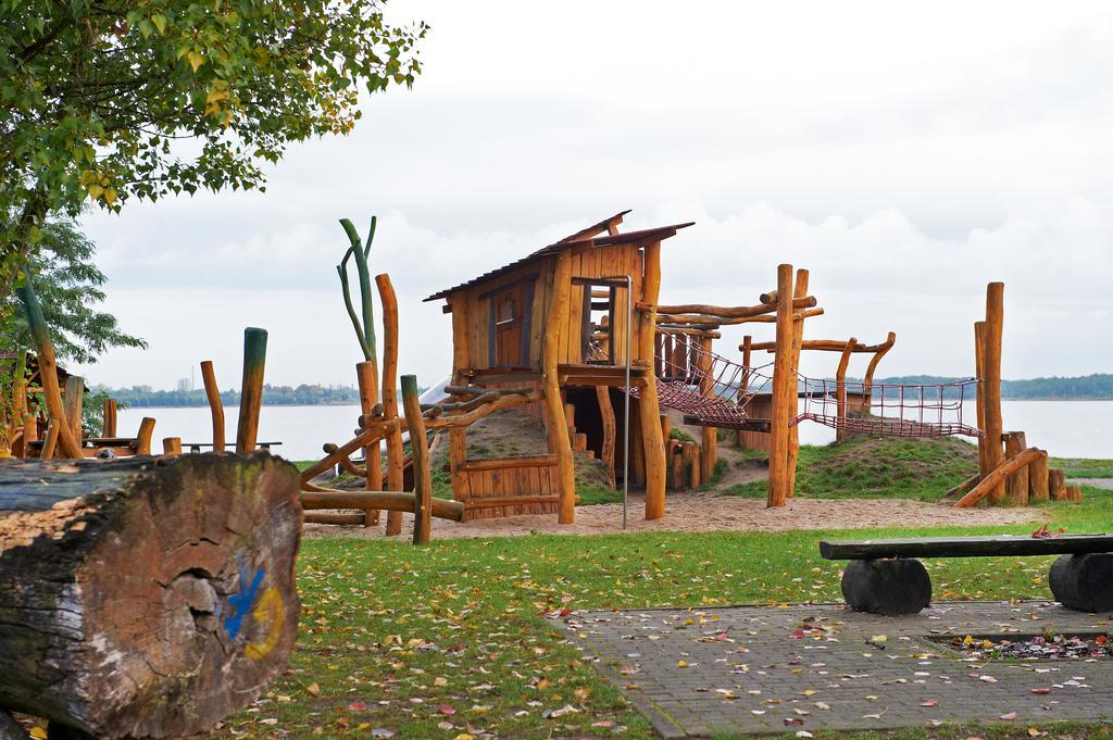 See- Und Waldresort Groebern Exterior photo